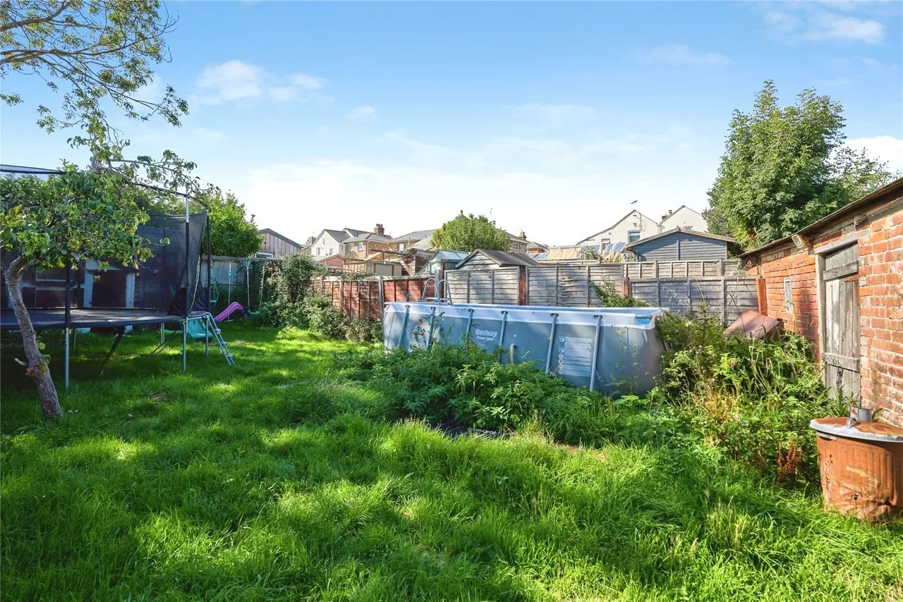 Binstead Hill, Ryde, PO33, photo 8