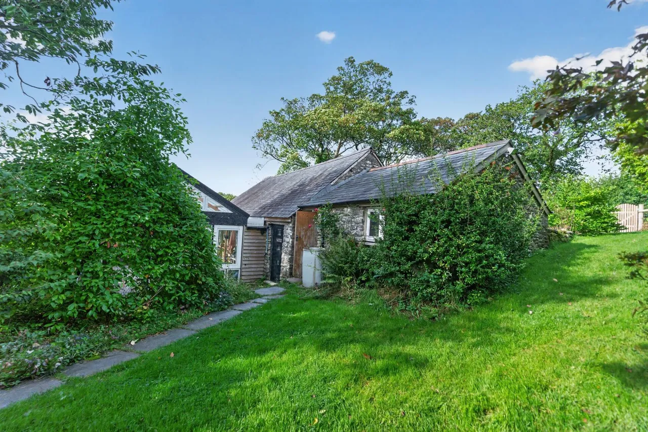 Pengelly, Llangwyryfon, SY23, photo 83