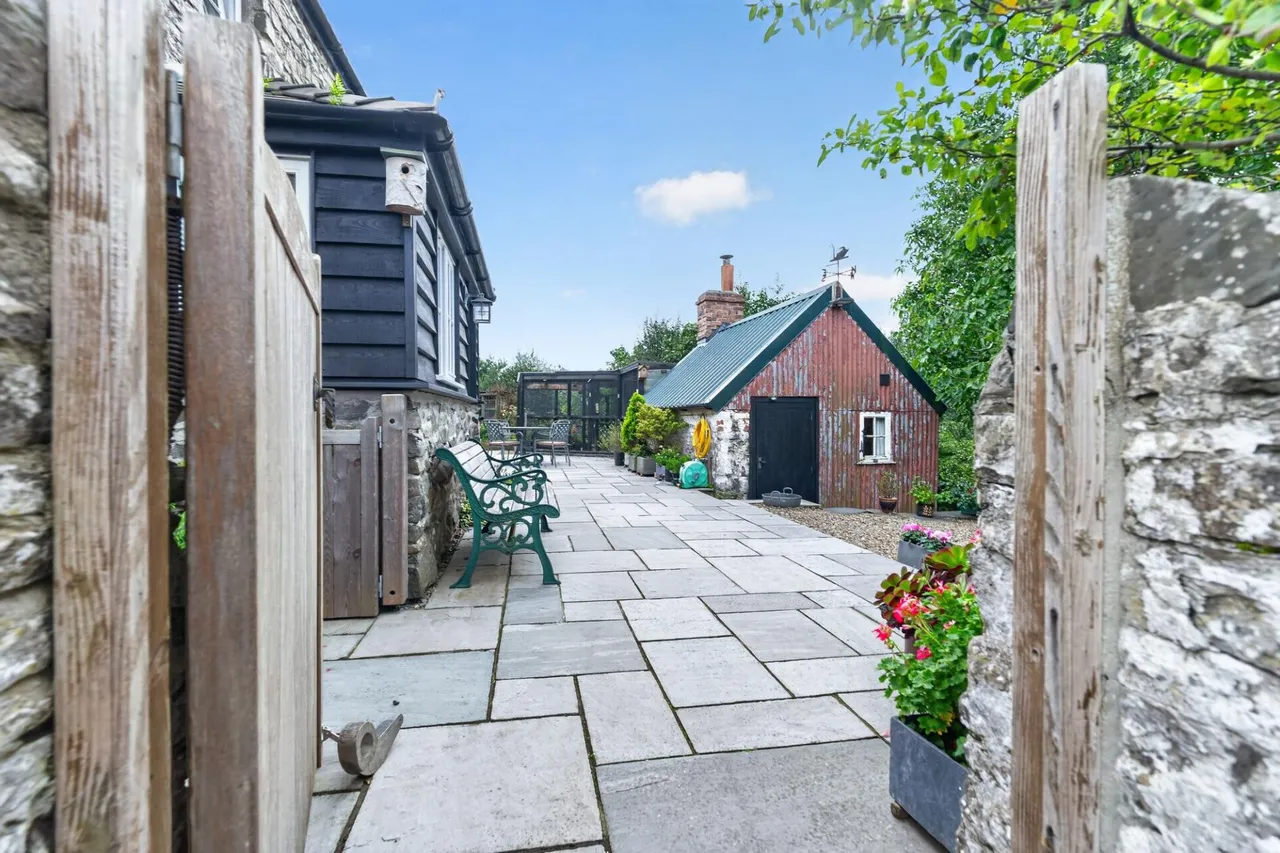 Pengelly, Llangwyryfon, SY23, photo 38