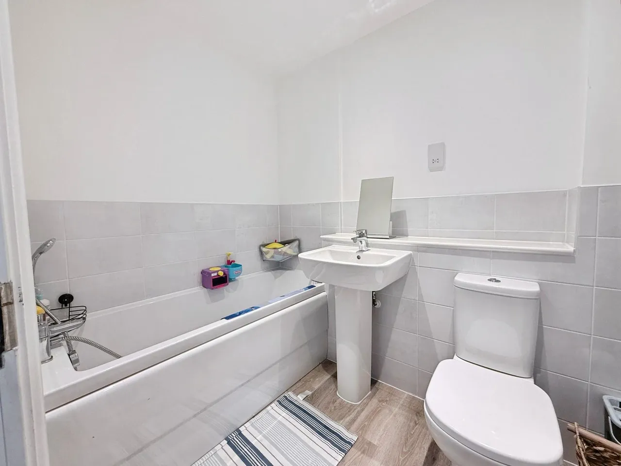 Lewis Crescent, Wellington, TF1, photo 12