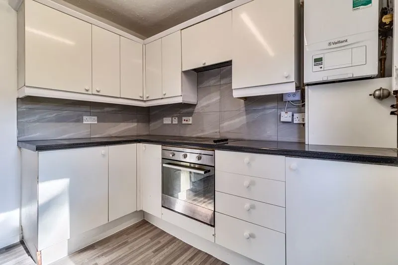 Foxglove Close, Hatfield AL10 8PH, photo 13