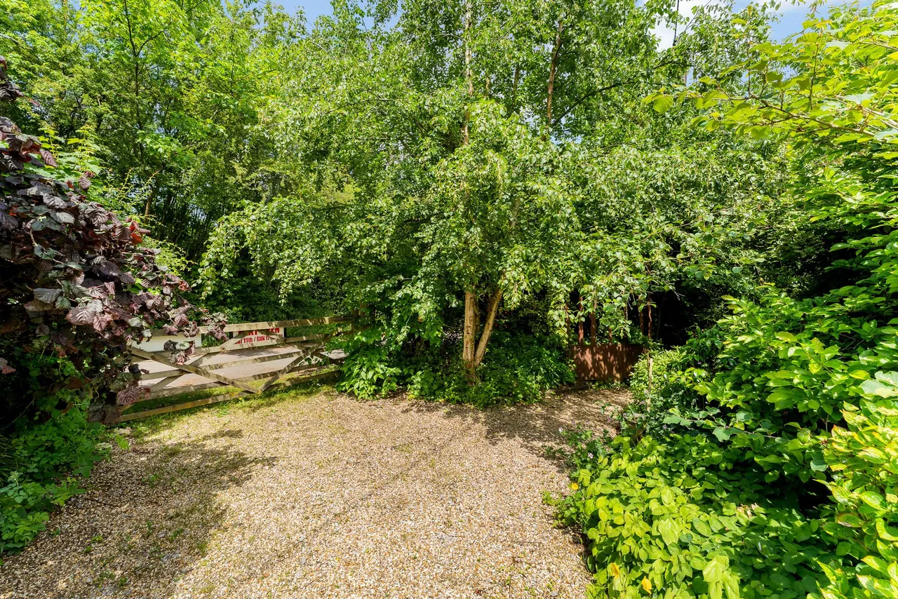 Lymm, photo 52