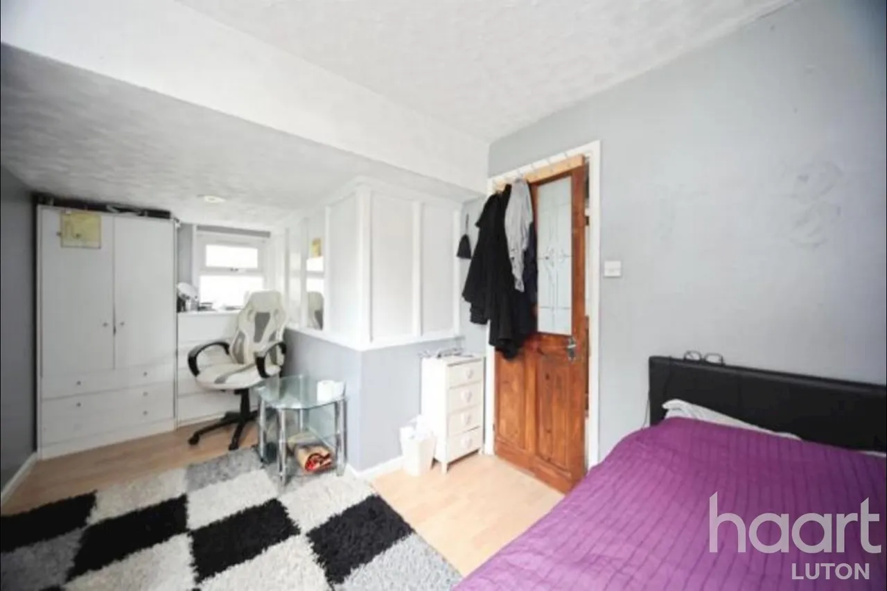 Hart Hill Lane, Luton, LU2, photo 14