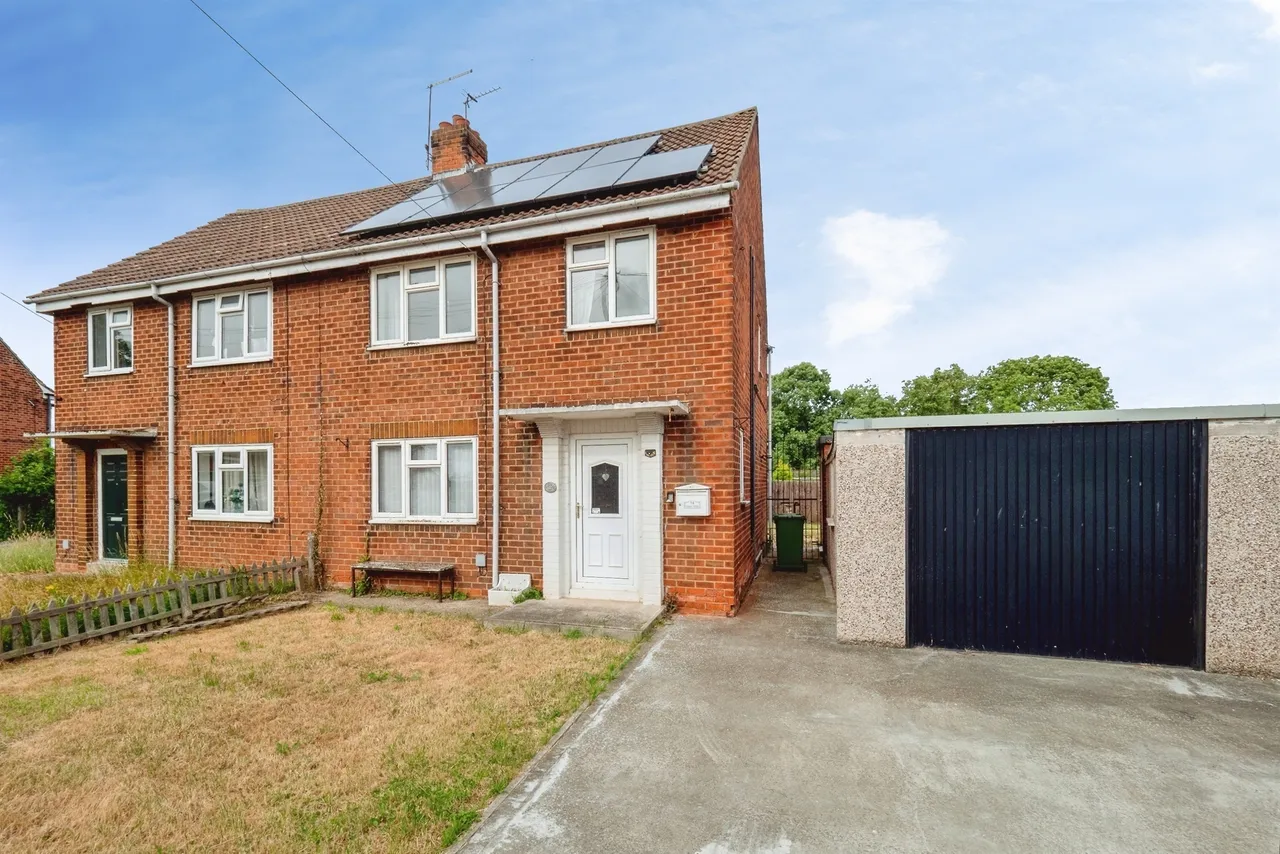 3 bed house for sale — Calam Villas, Atwick, DRIFFIELD