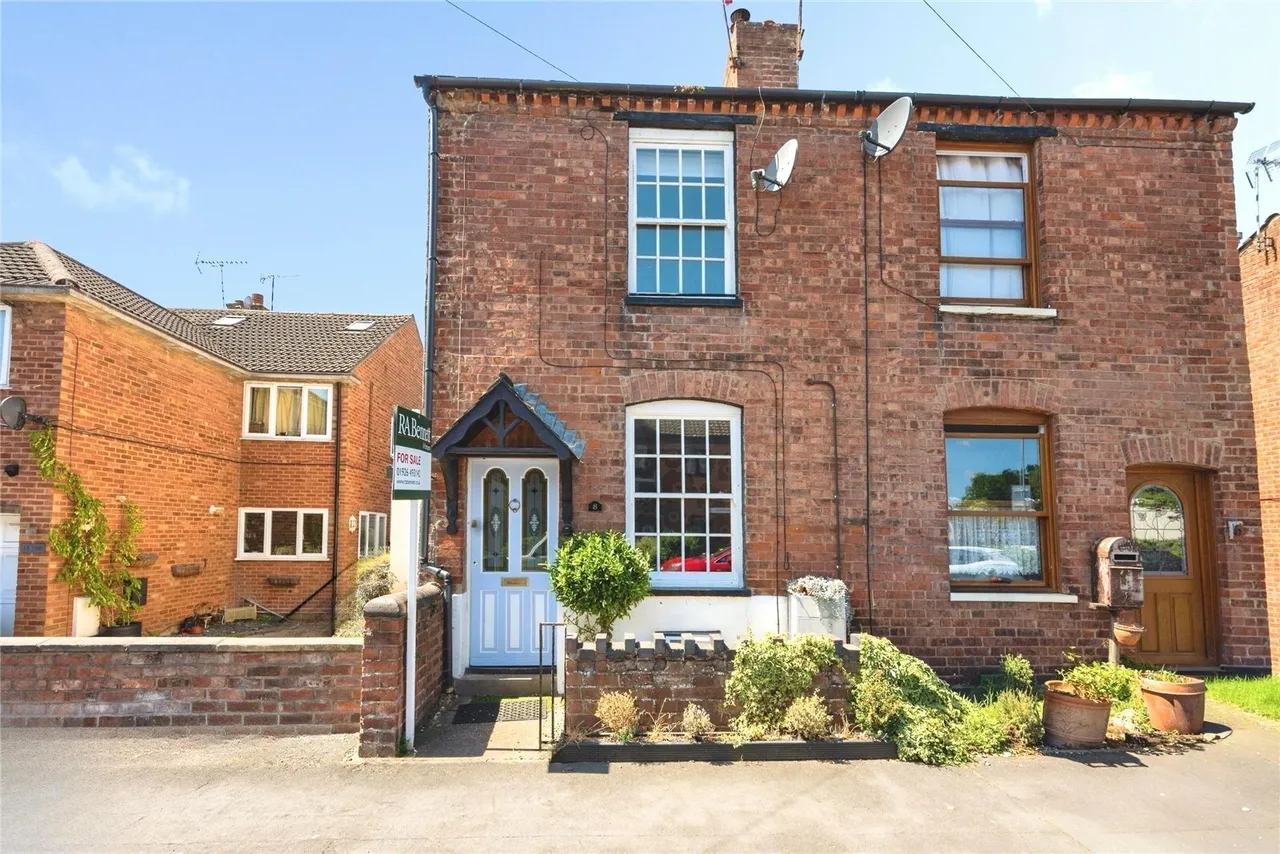 2 bed house for sale, Pickard Street, Warwick, CV34
