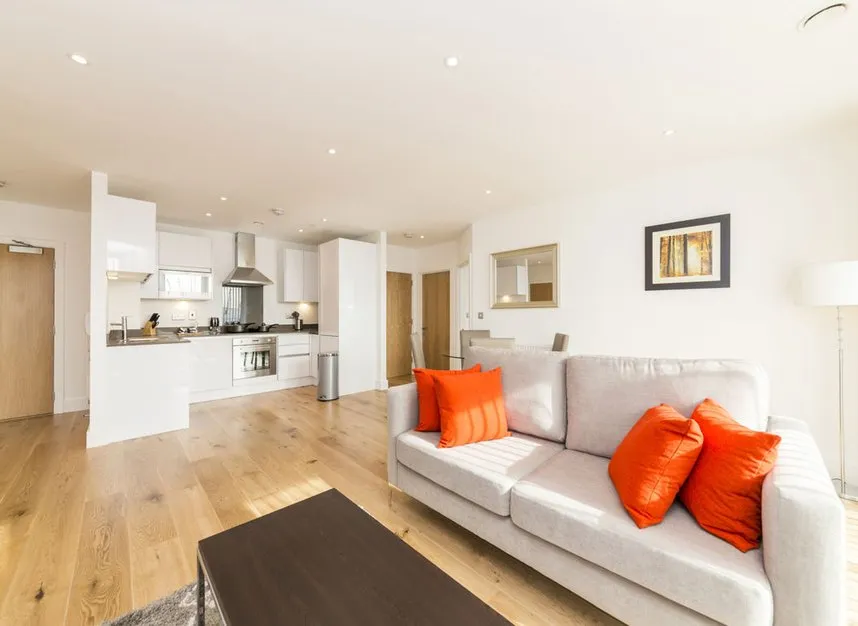 Sovereign Tower, Canning Town, E16, photo 2