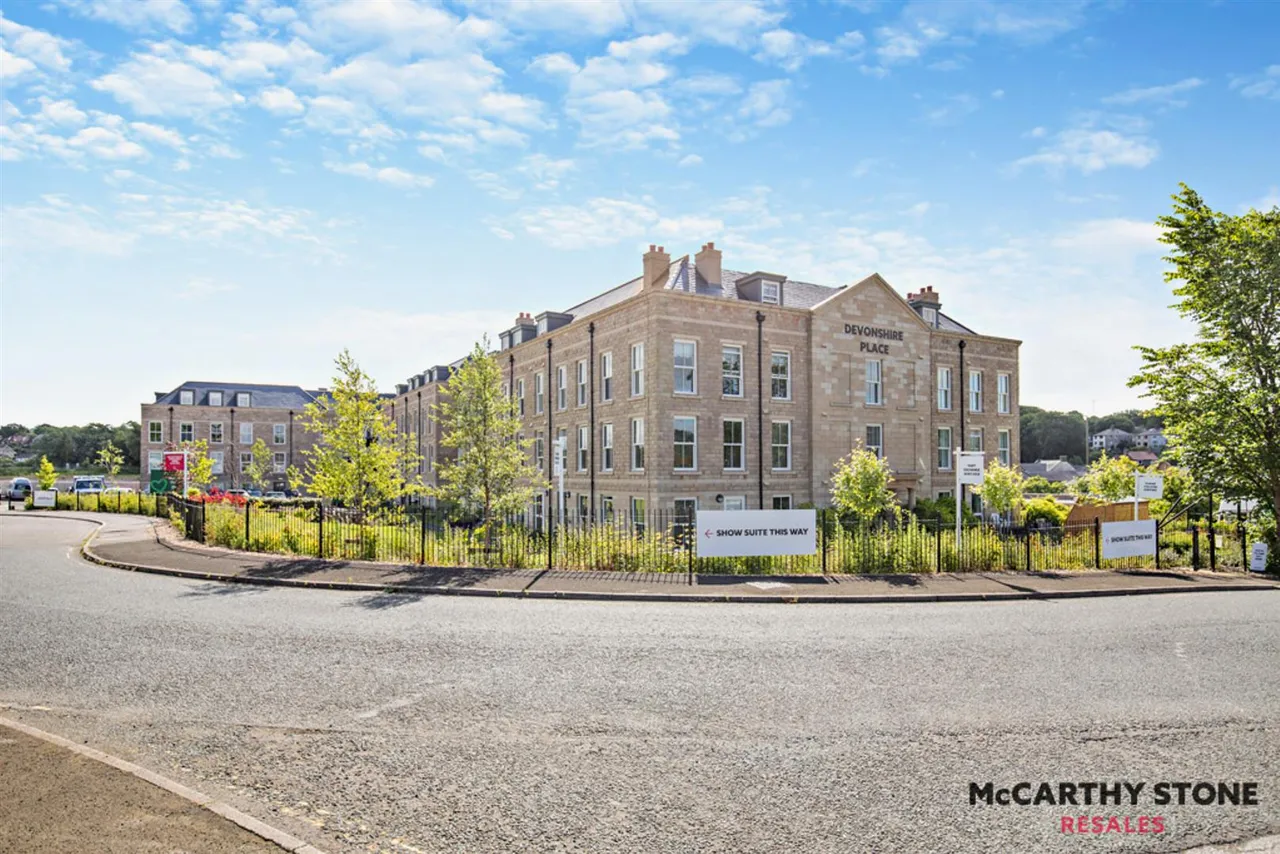 1 bed flat for sale, Station Road, Buxton, SK17
