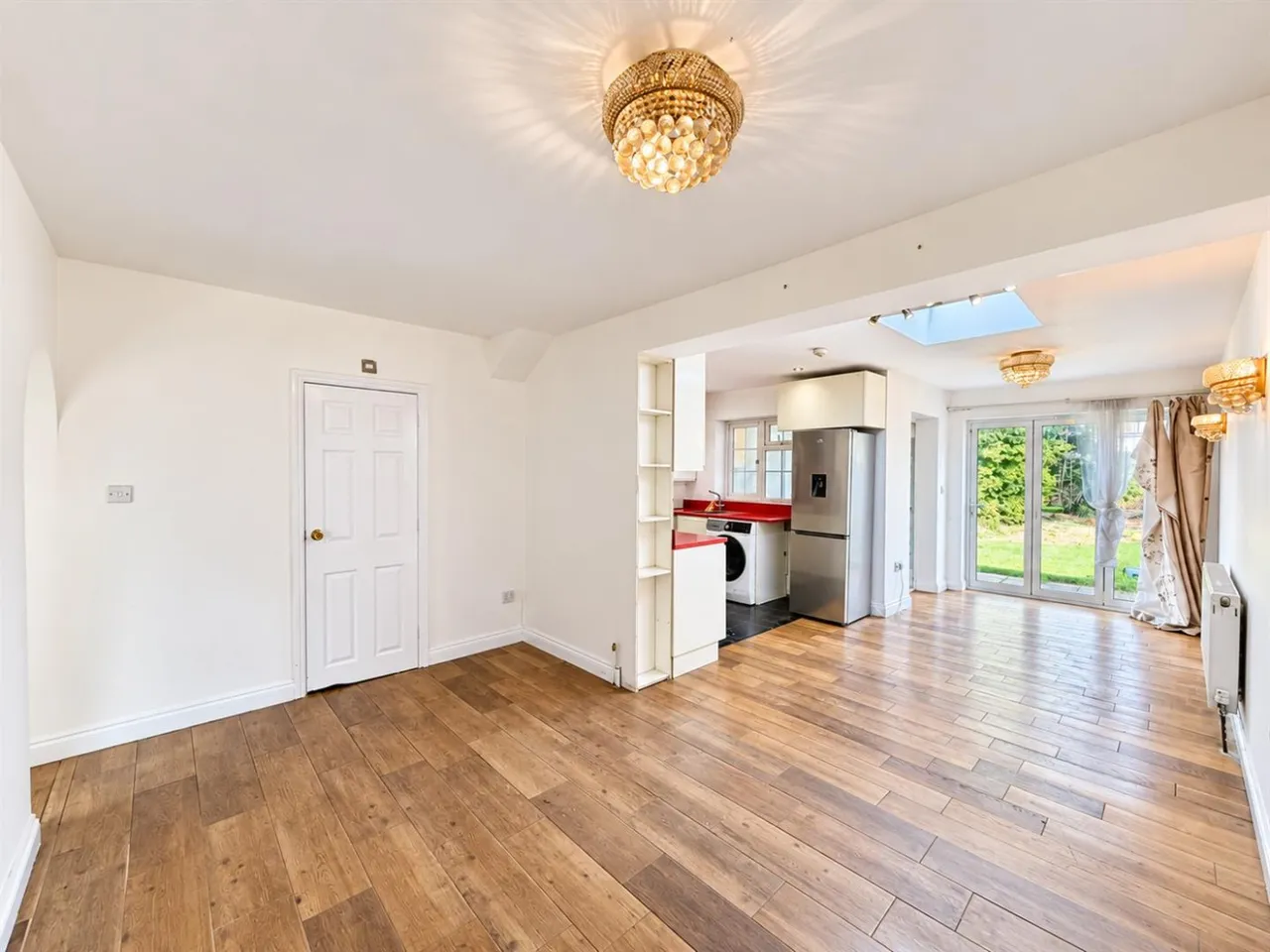 Terraced For SaleMartindale Road, Hounslow, TW4, photo 2