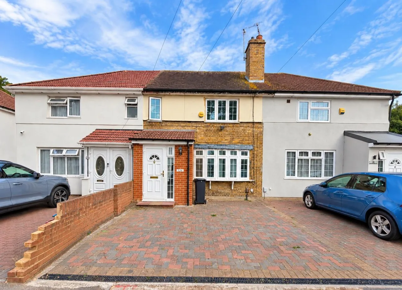 3 bed house for sale, Terraced For SaleMartindale Road, Hounslow, TW4