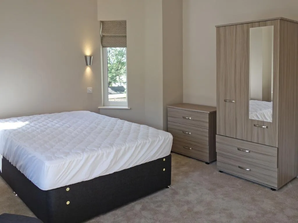 Bingley Road, West Yorkshire, Saltaire, BD18, photo 5