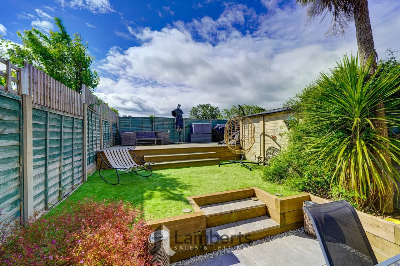 31 Augustine Avenue, Studley, photo 25