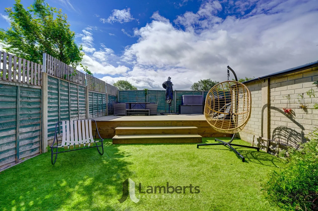 31 Augustine Avenue, Studley, photo 24