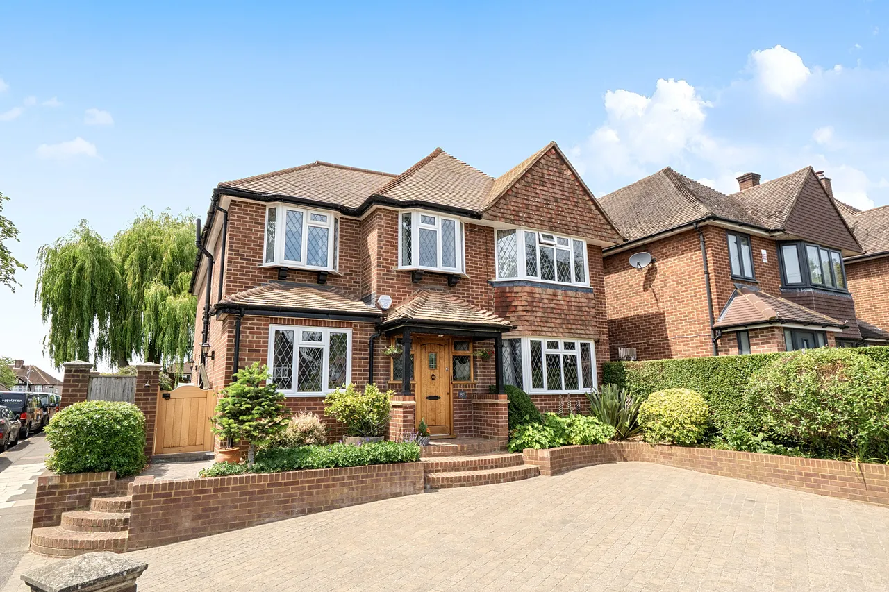 6 bed house for sale — Bury Street, Ruislip, HA4