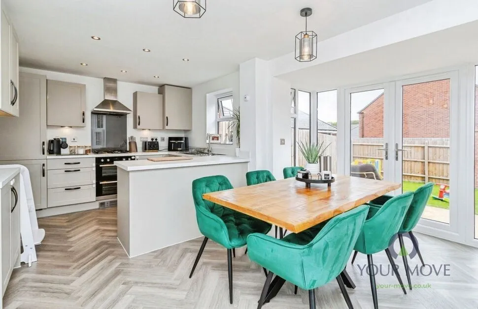 Jackson Drive, Doseley, Shropshire, TF4, photo 3