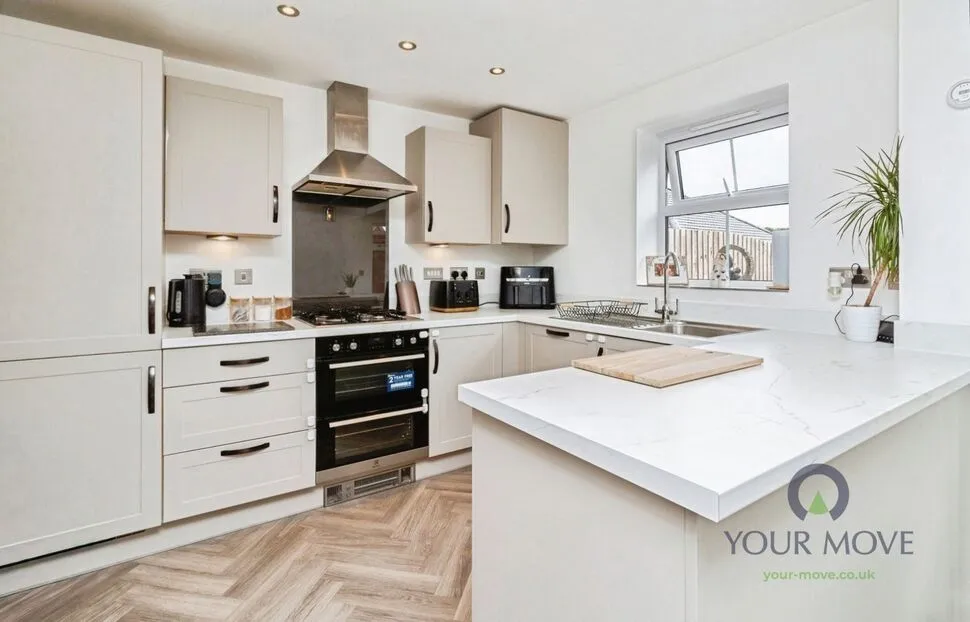 Jackson Drive, Doseley, Shropshire, TF4, photo 11