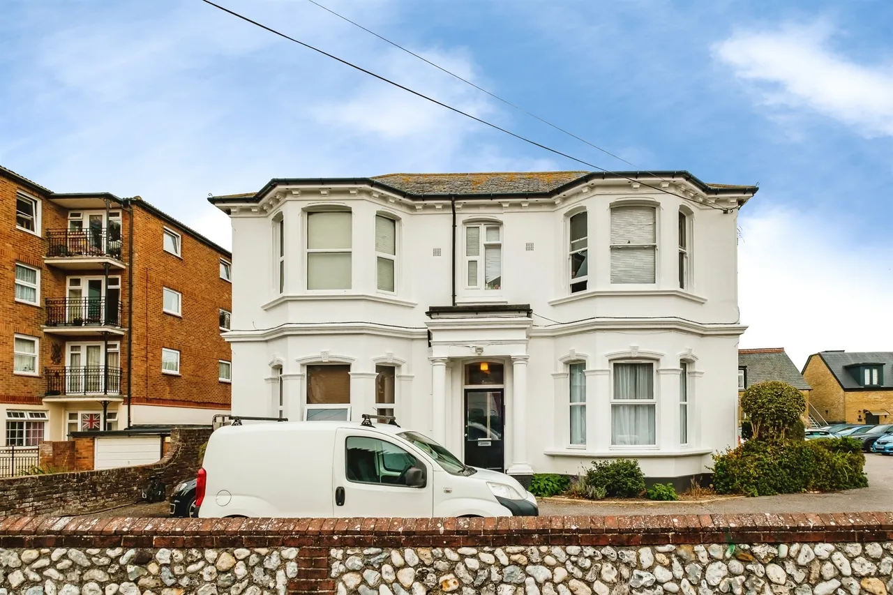1 bed flat for sale, Byron Road, Worthing, BN11