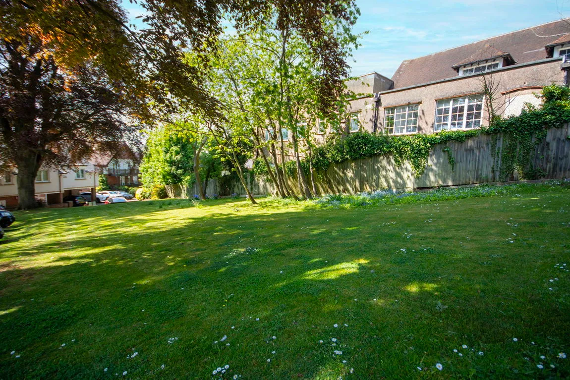 Betjeman Gardens, Chorleywood, WD3, photo 4
