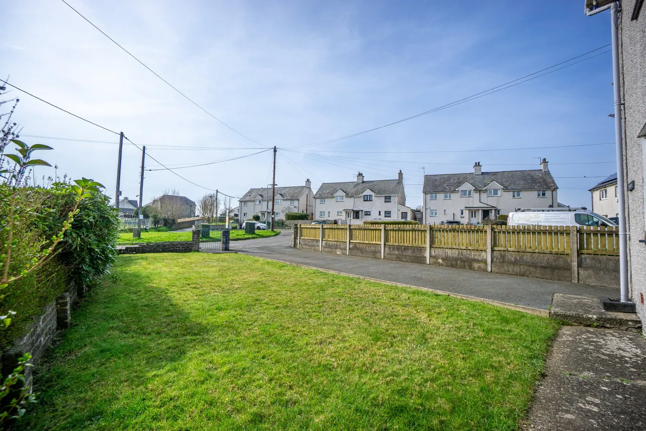 Rhianfa 11, Tre'r Ddol, Rhydyclafdy, Pwllheli, Gwynedd, LL53 7YN, photo 2