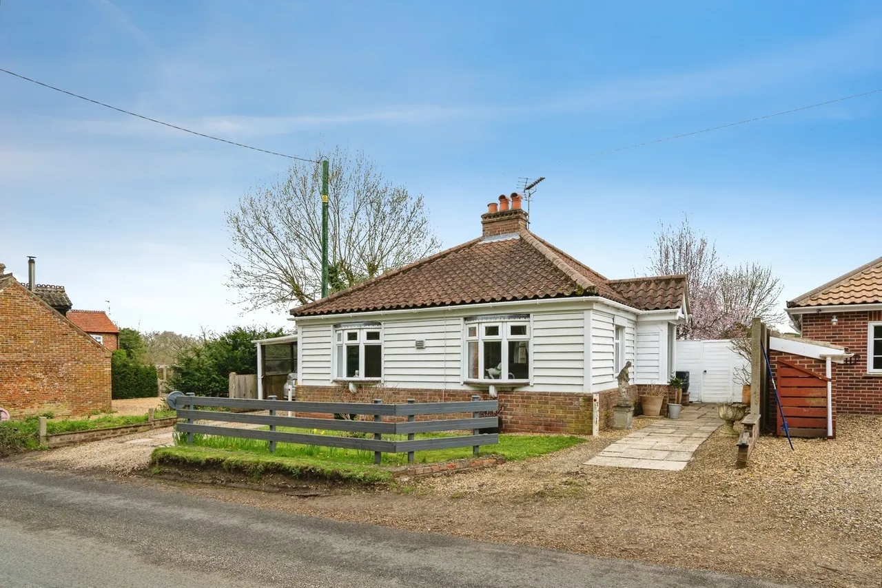 Coltishall Road, Buxton, Norwich, Norfolk, NR10, photo 2