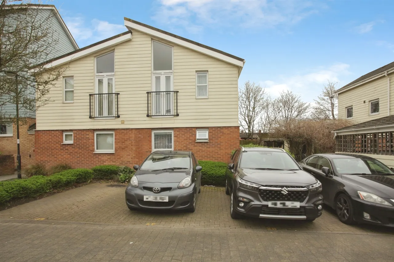 Follager Road, Rugby, CV21, photo 2