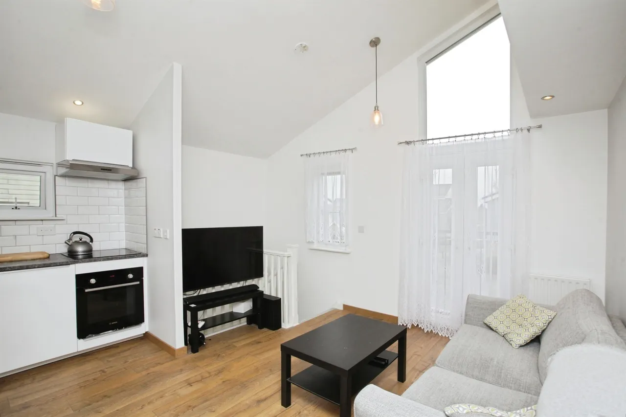 Follager Road, Rugby, CV21, photo 5