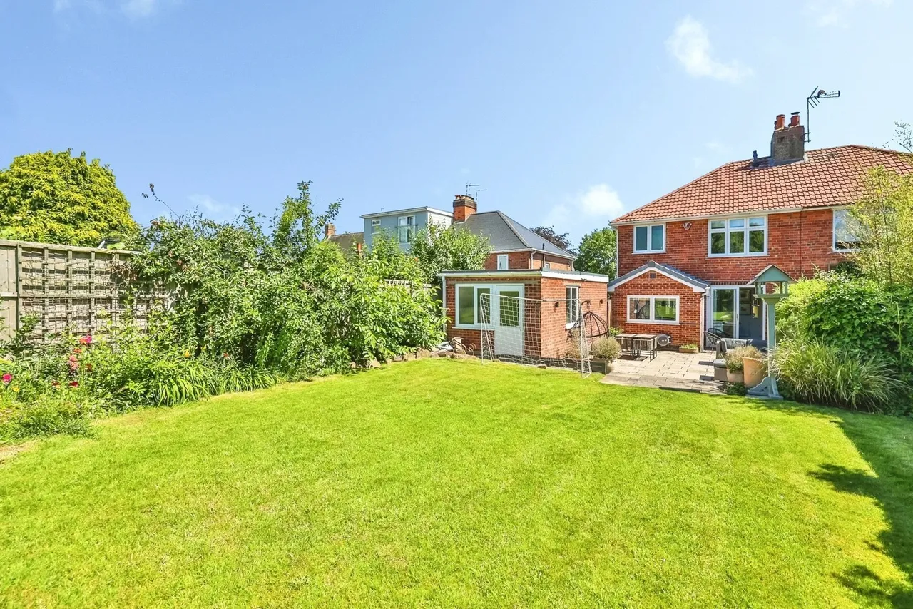 Nottingham Road, Hucknall, Nottingham, Nottinghamshire, NG15, photo 20