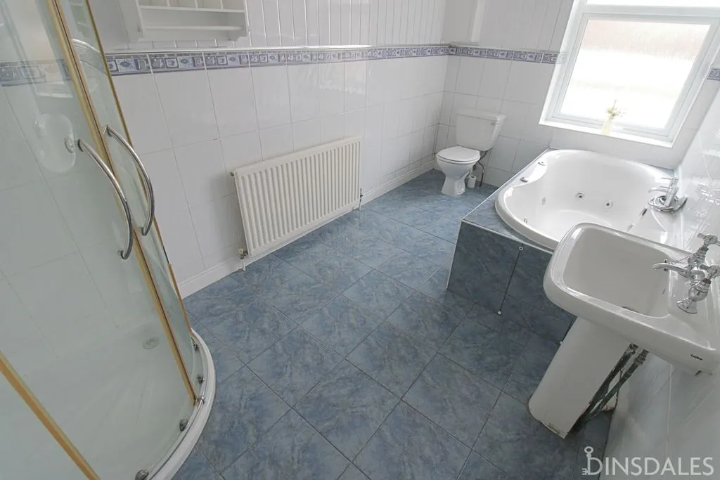 Olive Grove, Bradford BD8 0LG, photo 4