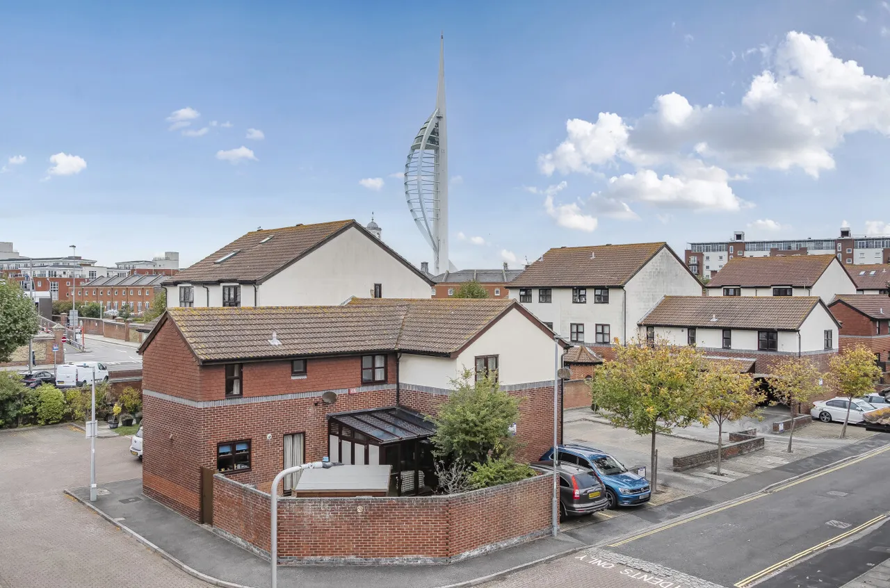 Armory Lane, Old Portsmouth, PO1, photo 13