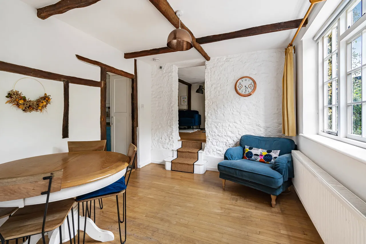 Vicarage Hill, Lower Bourne, GU10, photo 5