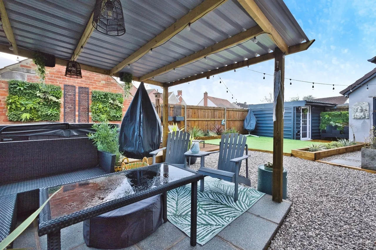 North Lane, Othery, TA7, photo 25