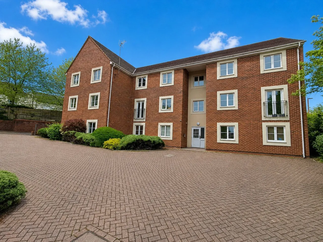 1 bed flat for sale — Railway View, Hednesford, Cannock, Staffordshire, WS12