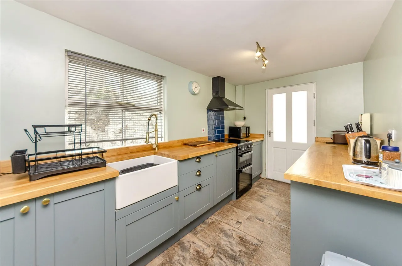 South Road, Caernarfon, LL55, photo 6