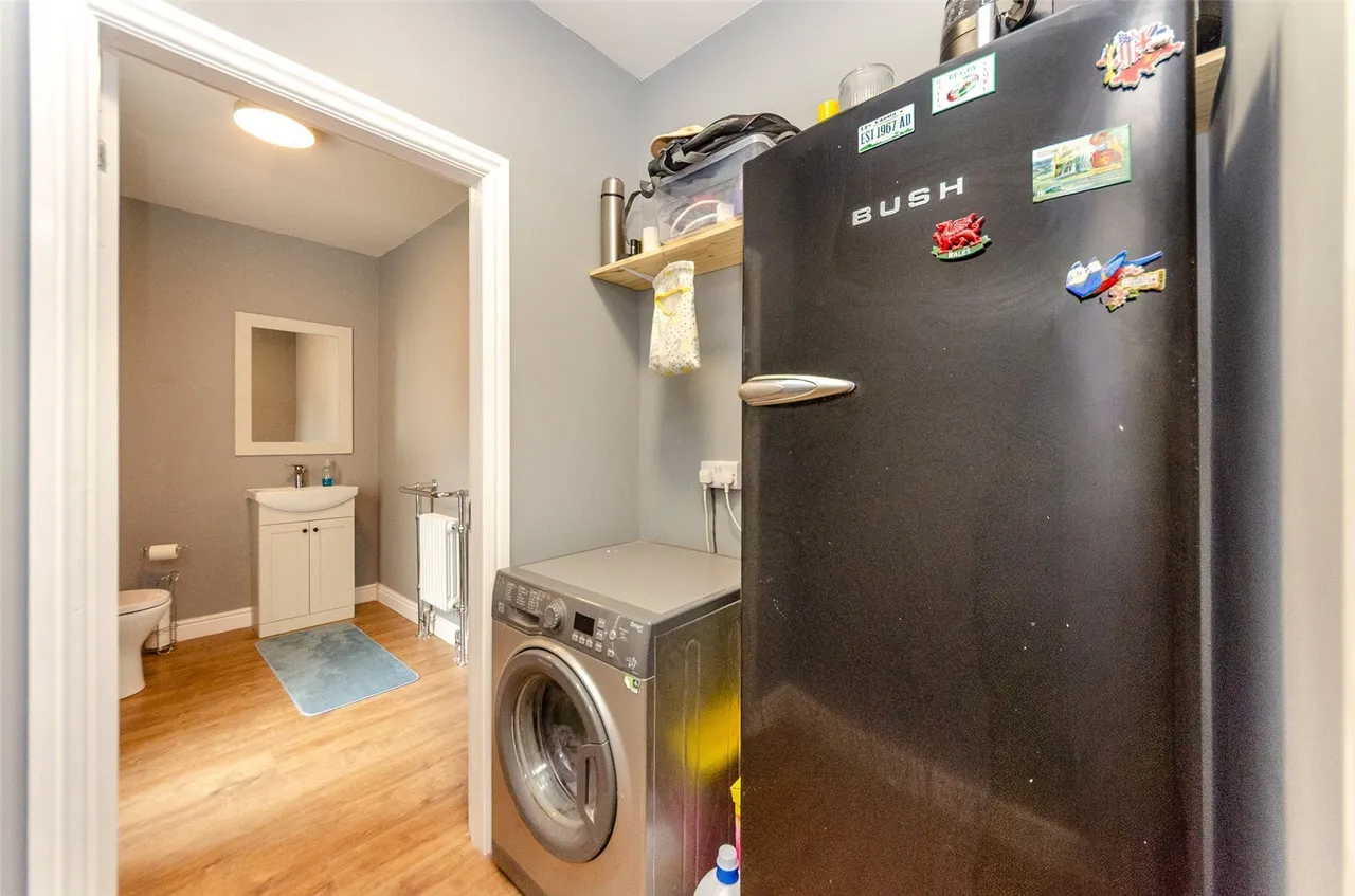 South Road, Caernarfon, LL55, photo 14