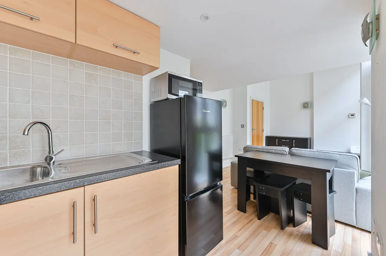 Flat 47 Building 22, Cadogan Road, London, photo 6