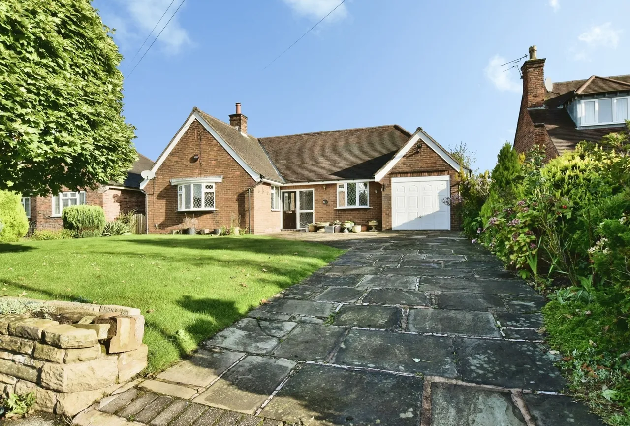 3 bed house for sale — Westward Road, Wilmslow, Cheshire, SK9