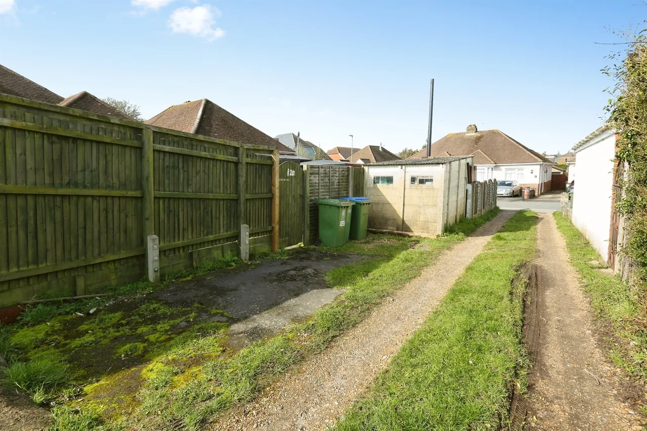 Redlands Lane, Fareham, PO14, photo 18