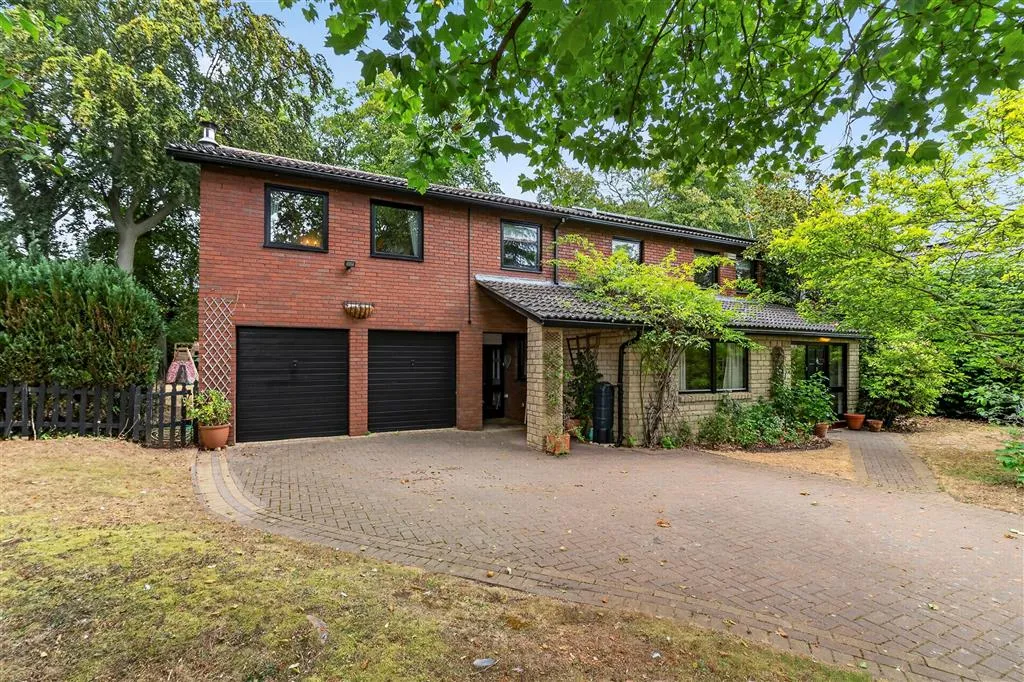 5 bed house for sale, Robinswood, Wansford, PE8
