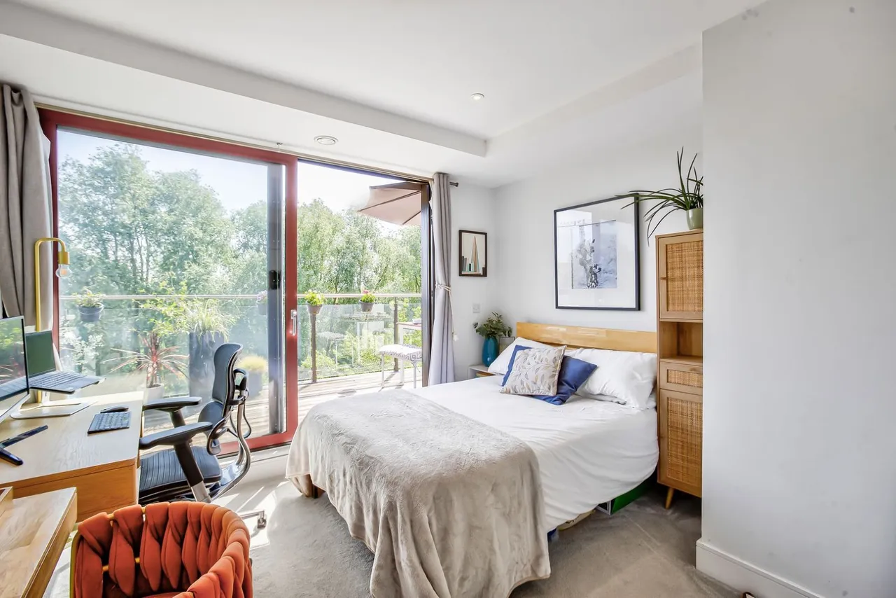 Knaresborough Drive, Earlsfield, London, SW18, photo 6