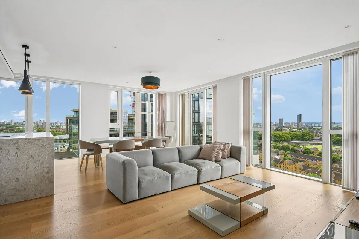 3 bed flat to rent, Admiralty House, London Dock, E1W
