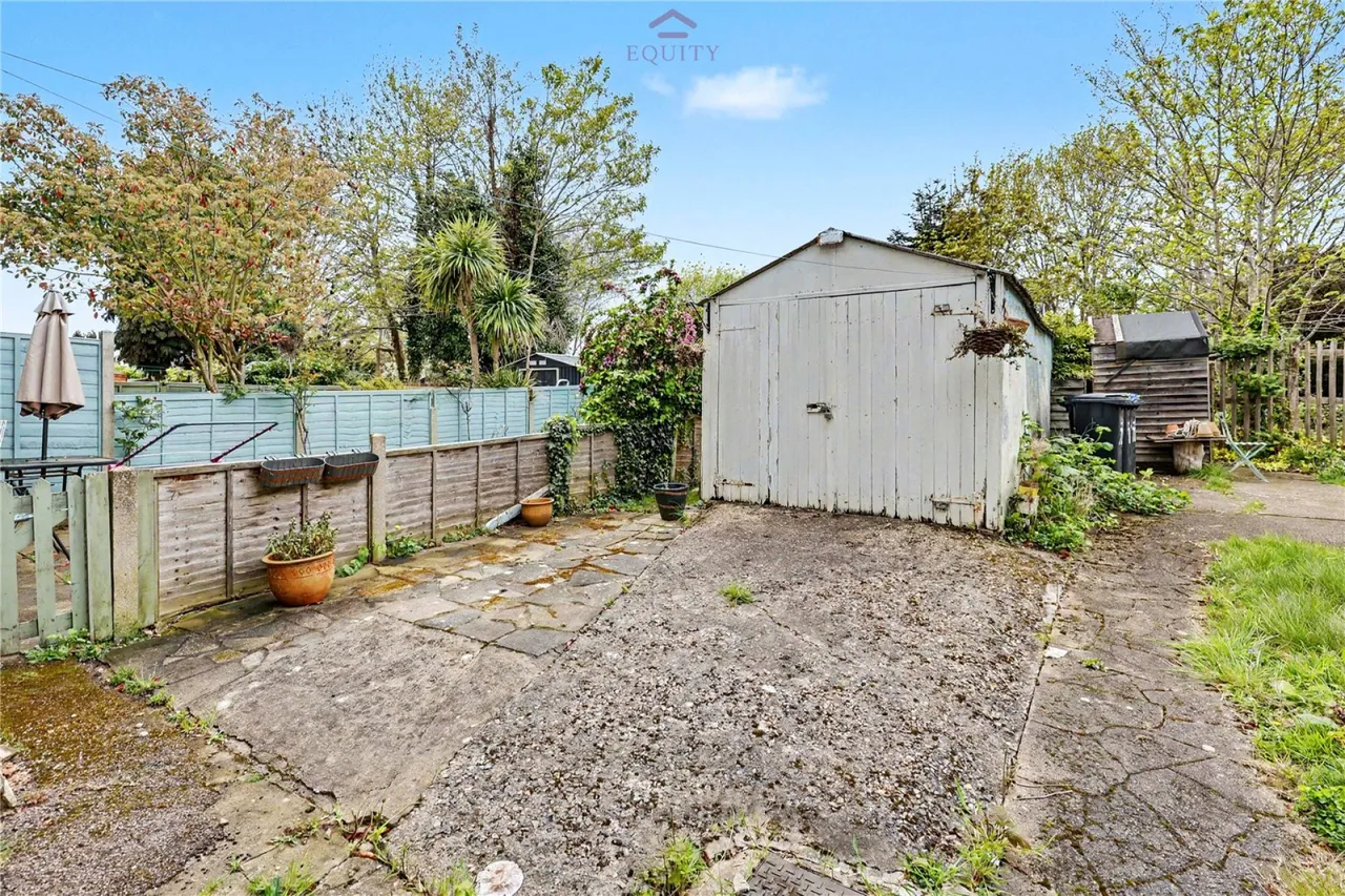 Lyndhurst Gardens, photo 17