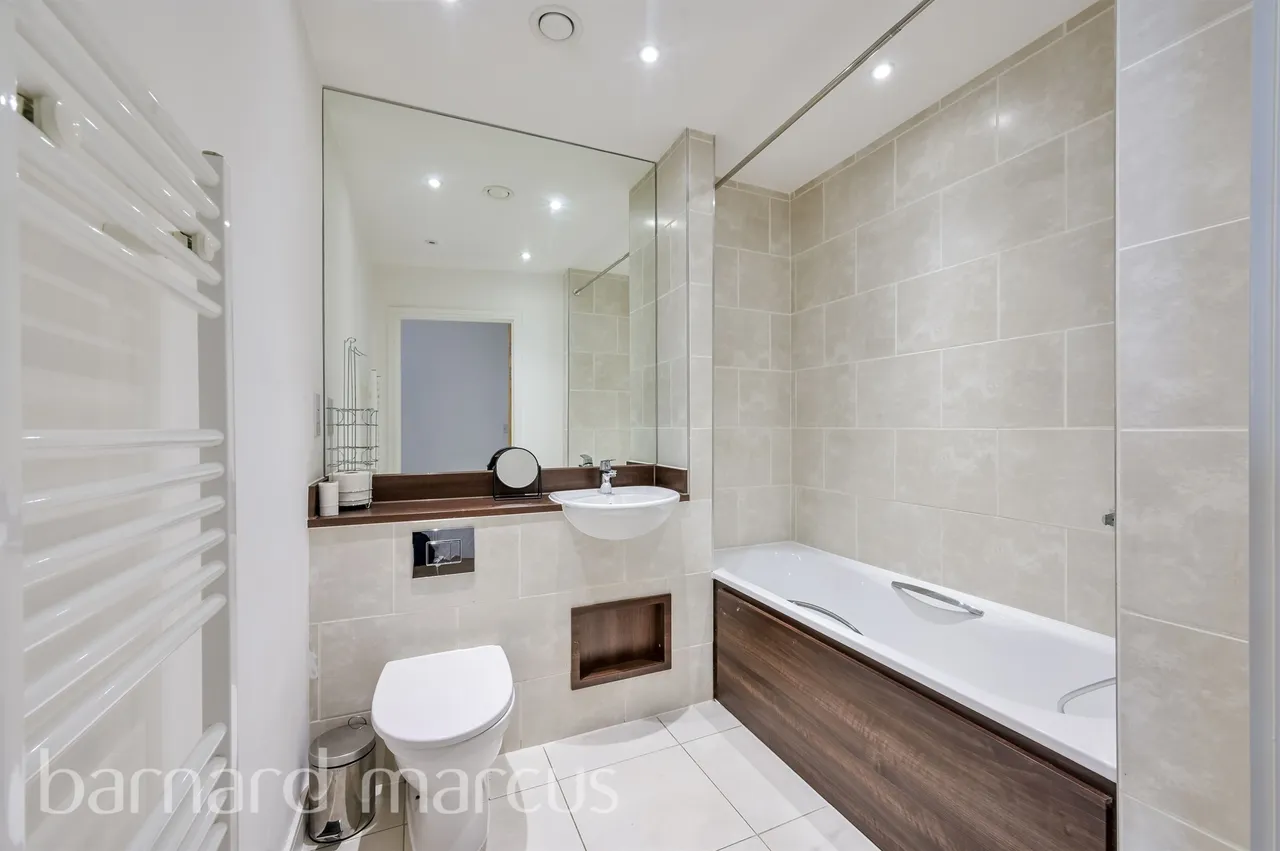 Cabot Close, Croydon, photo 6