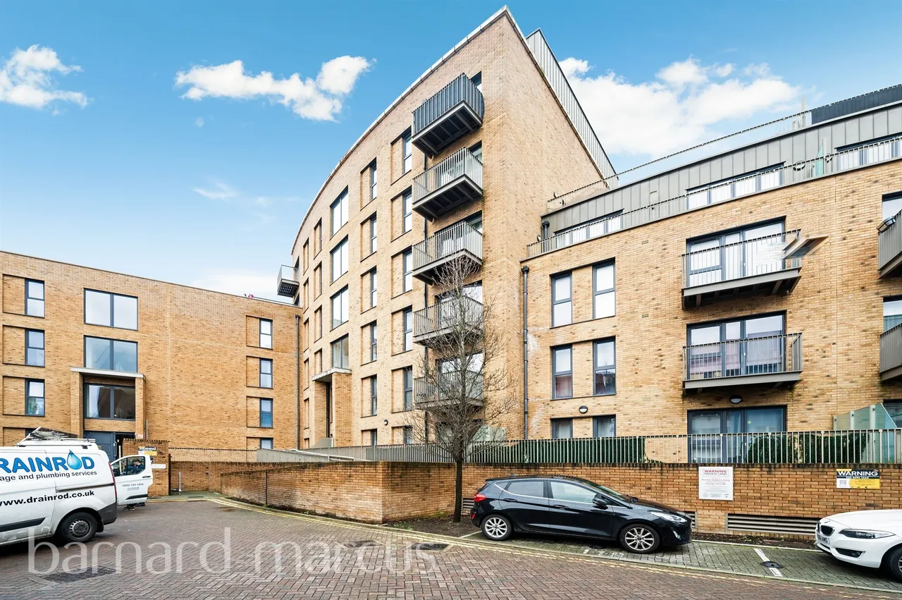 Cabot Close, Croydon, photo 4
