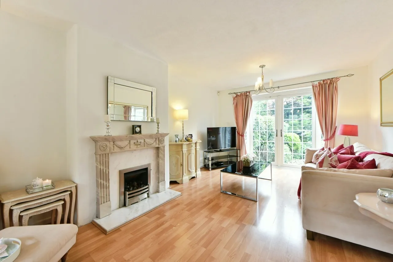 Fir Road, Marple, Stockport, Greater Manchester, SK6, photo 3