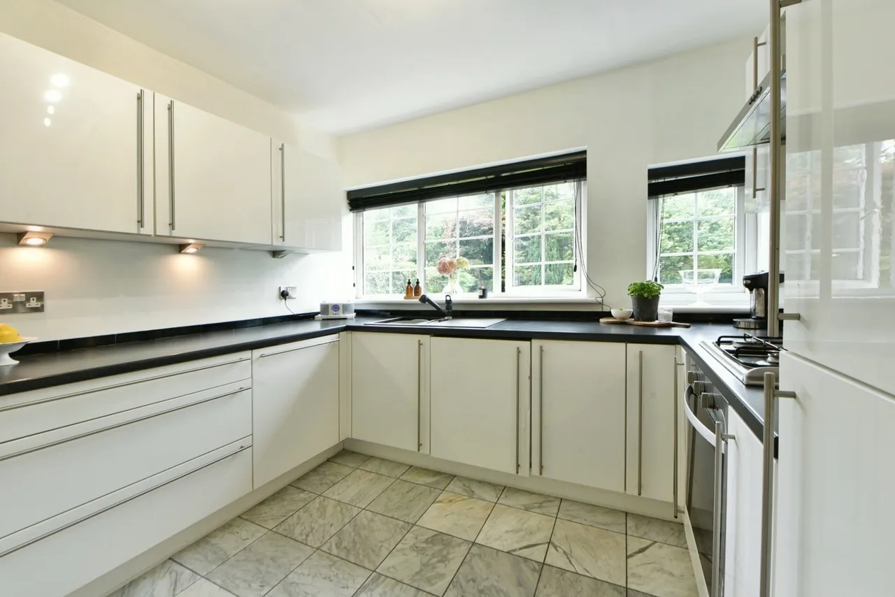 Fir Road, Marple, Stockport, Greater Manchester, SK6, photo 9