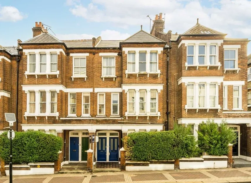 1 bed flat for sale — Latchmere Road, London, SW11