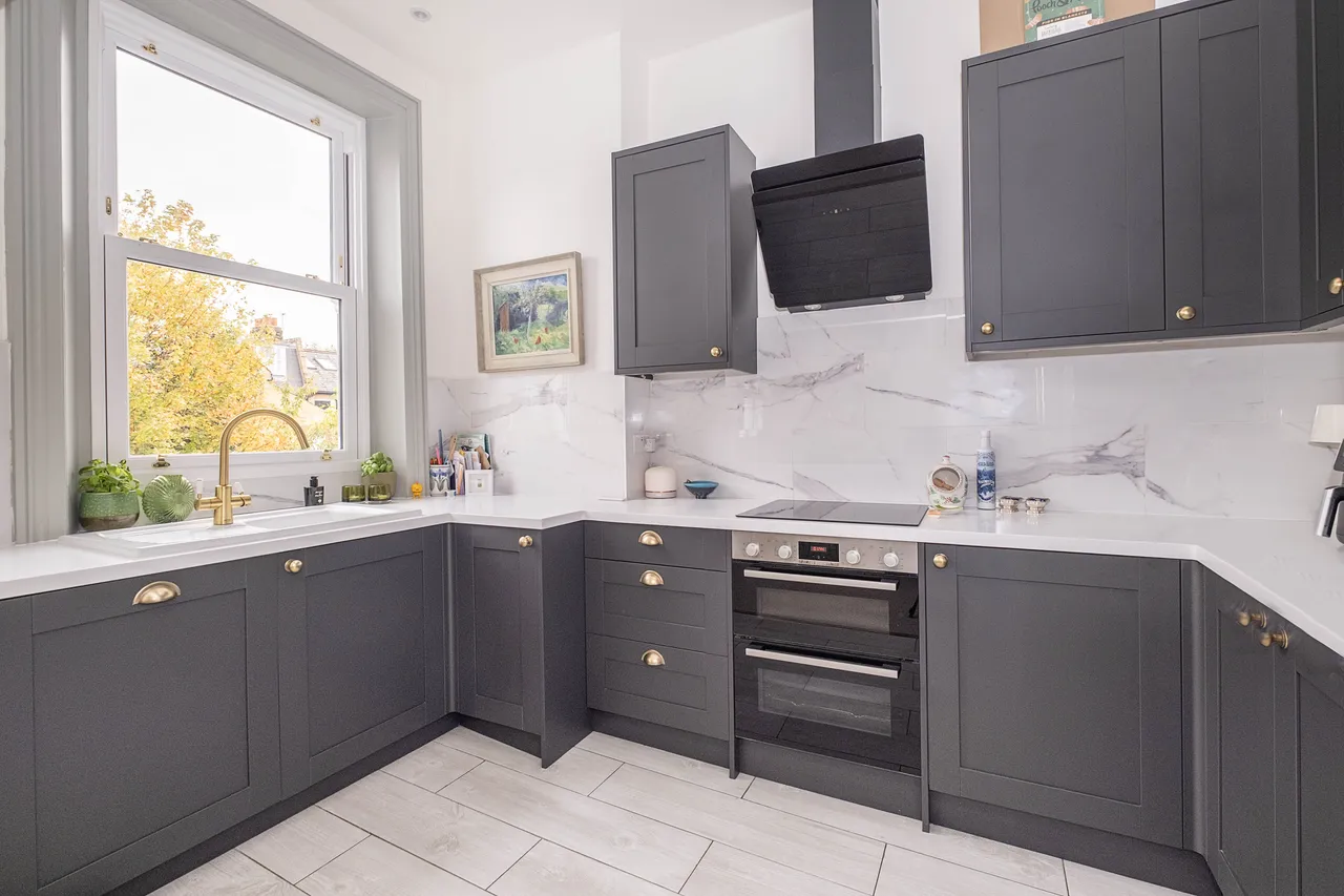 St. Ann's Park Road, London, SW18, photo 5