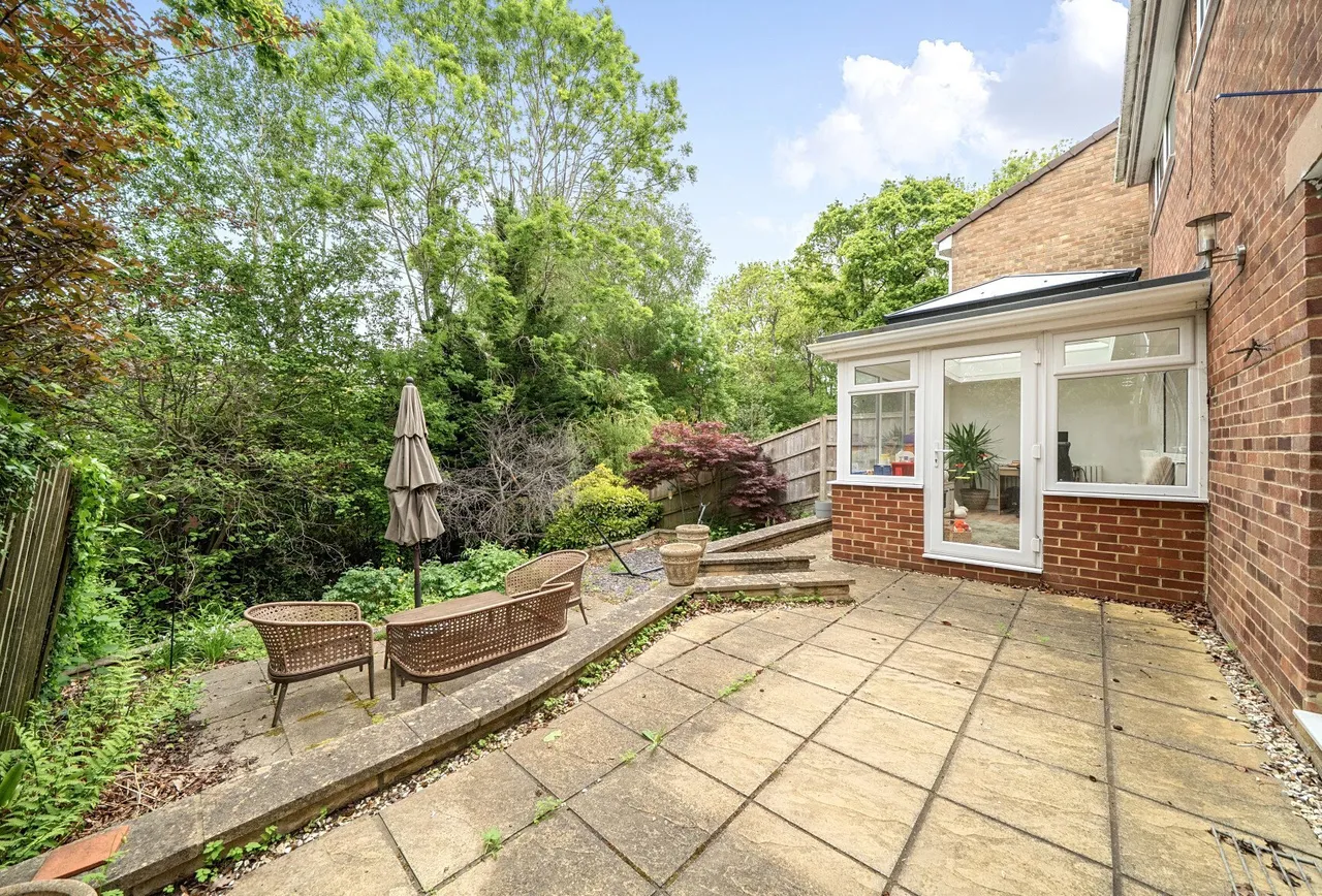 Lawrence Close, Charlton Kings, GL52 6NN, photo 3