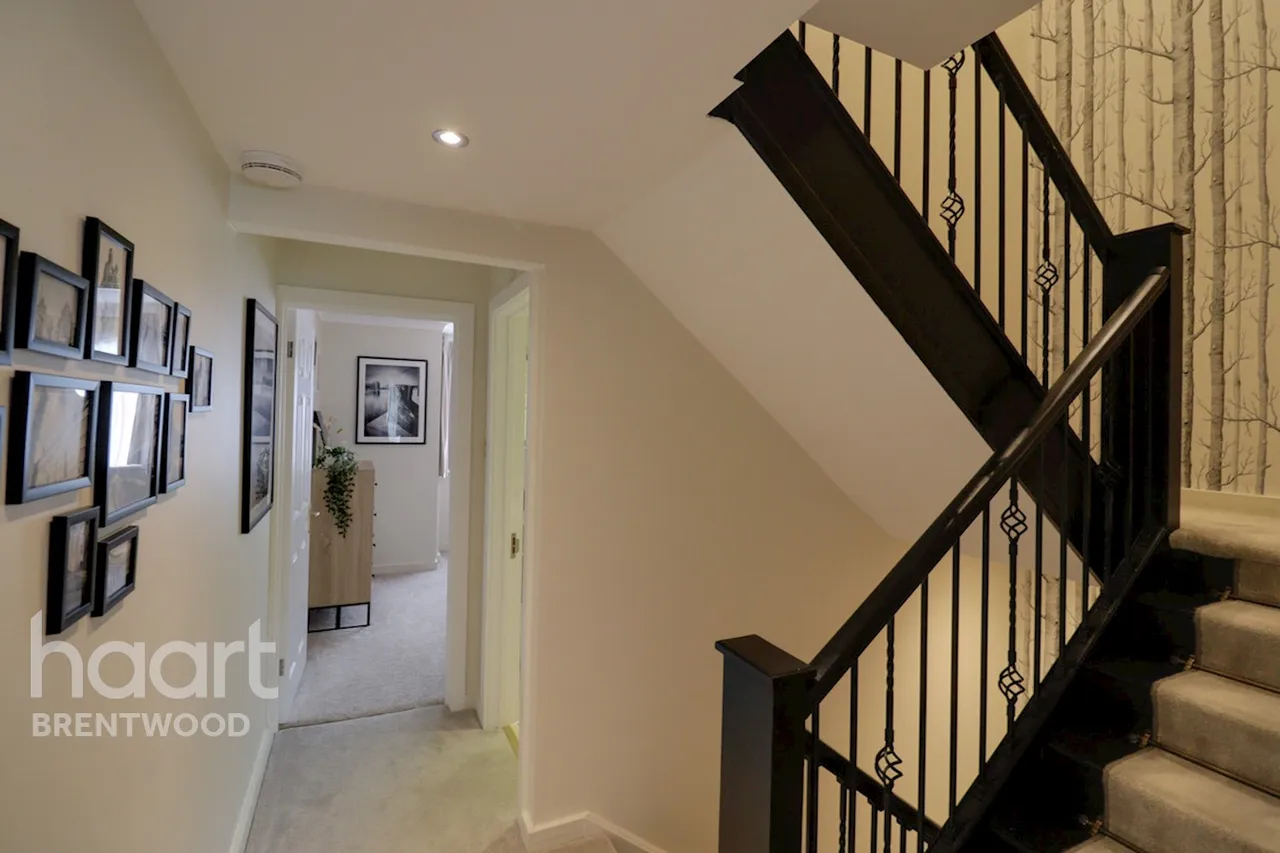 Regency Court, Brentwood, CM14, photo 8
