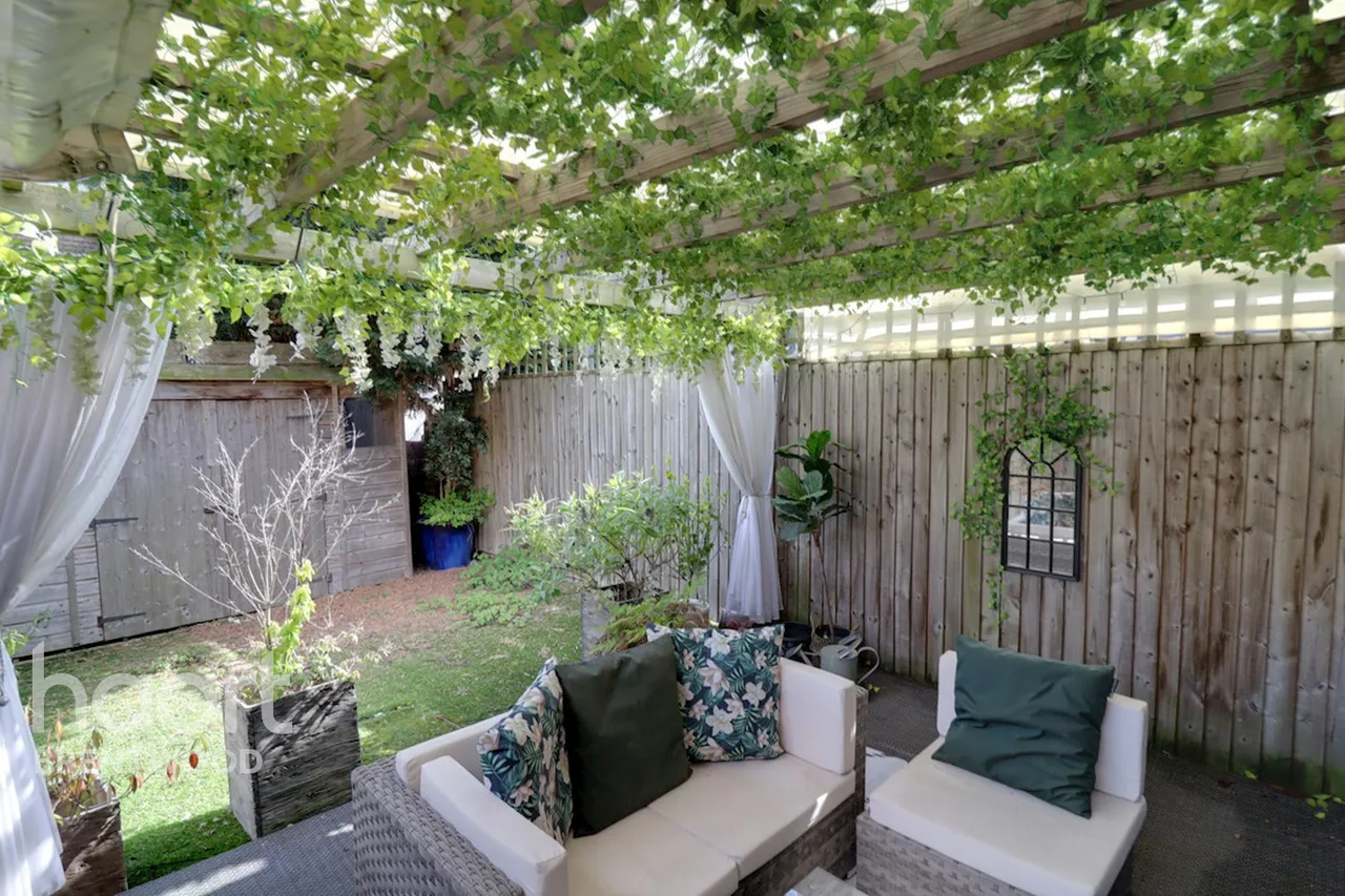 Regency Court, Brentwood, CM14, photo 22