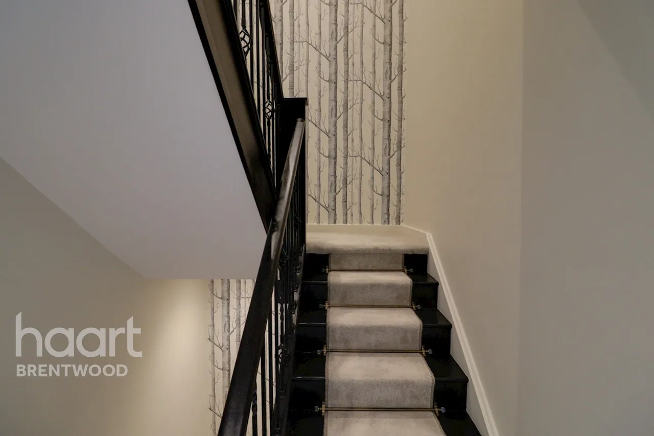 Regency Court, Brentwood, CM14, photo 14